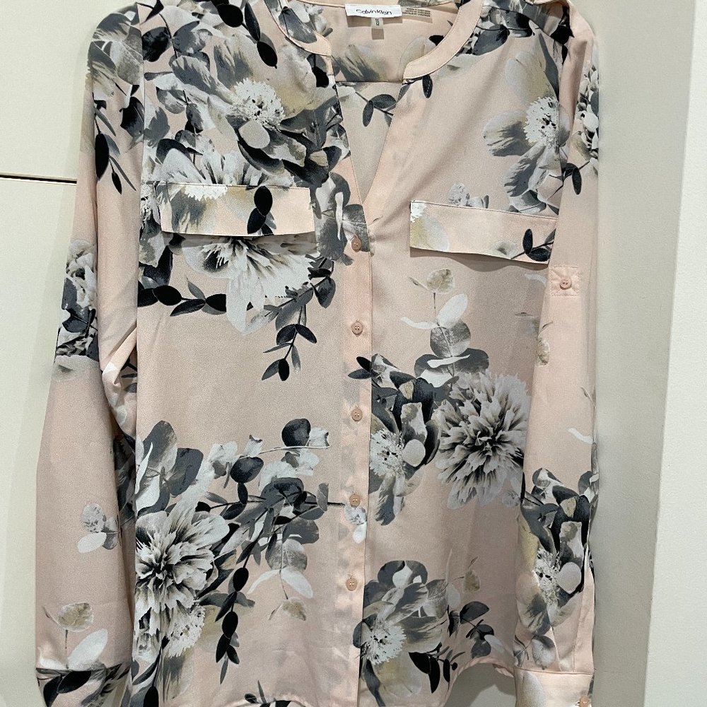 Calvin Klein long sleeve blush pink button down shirt